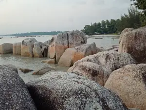 Pantai Batu Kapur Bangka Selatan