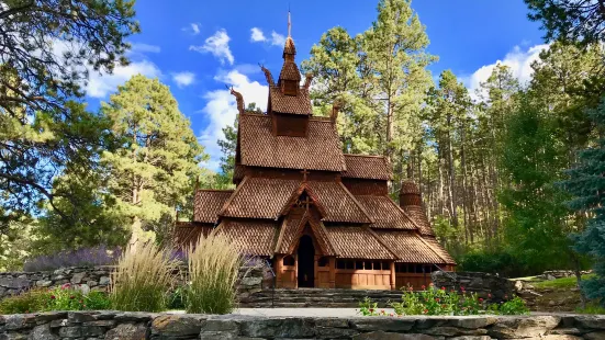 Chapel In the Hills