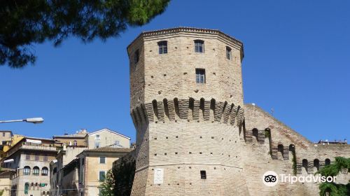 Torrione di Mezzogiorno