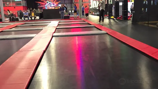 JumpJam Trampoline Park