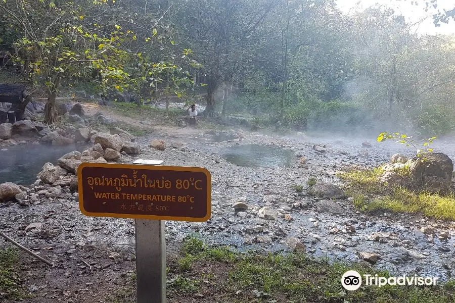 Tha Pai Hot Spring