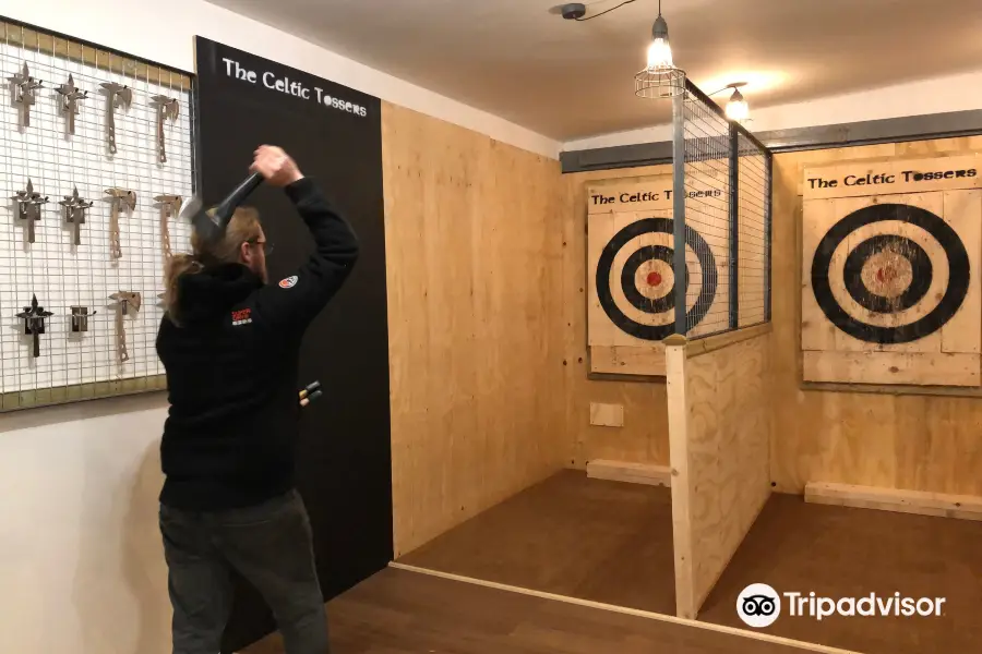 The Celtic Tossers - Axe Throwing