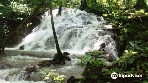 วนอุทยานสระนางมโนราห์