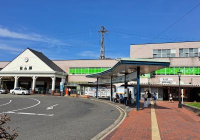 松山駅