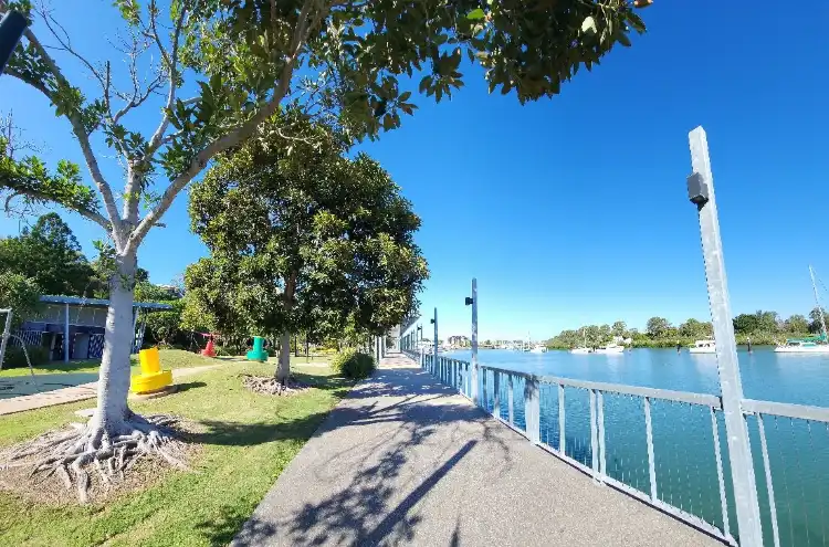 Hotels in Gladstone