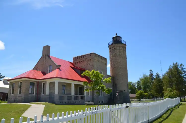 Hotels in Mackinaw Township