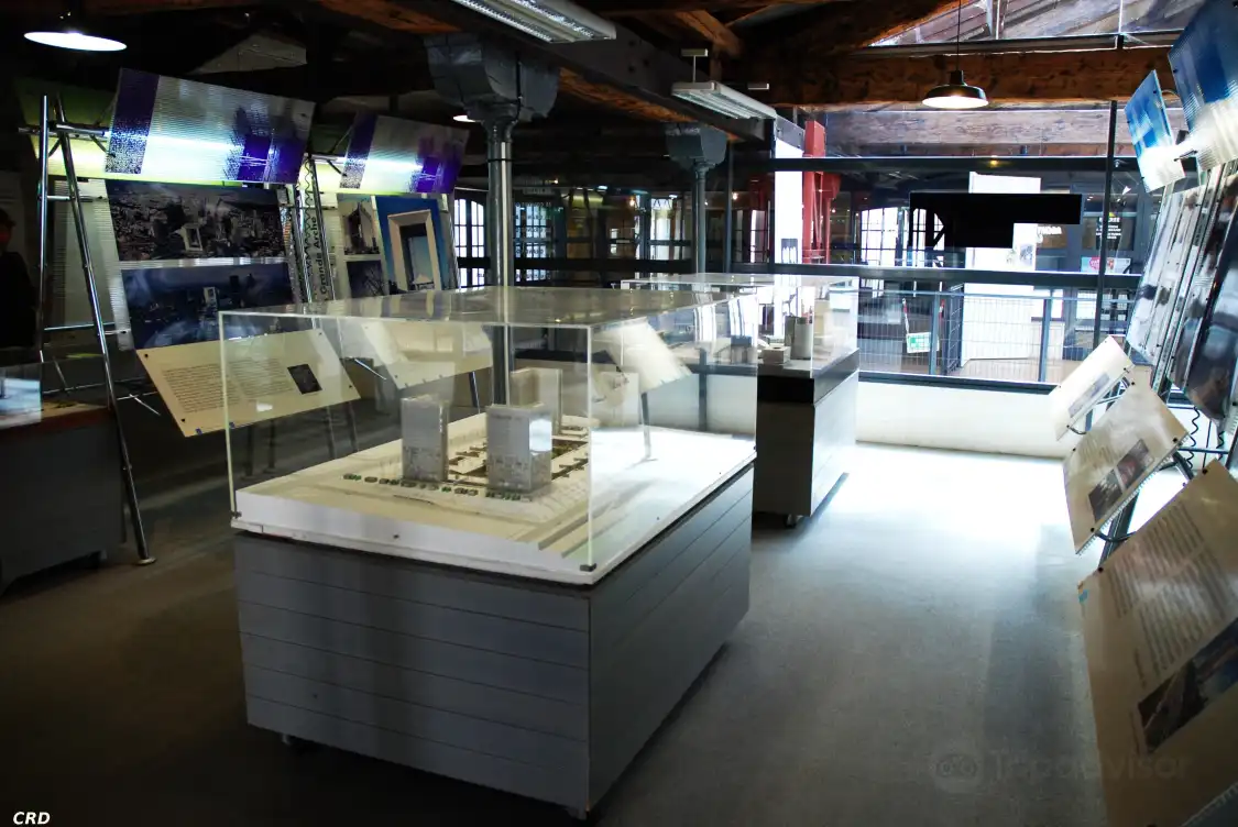 Hotels near François Mitterrand Cultural Space