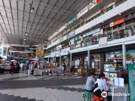 Meechok Plaza