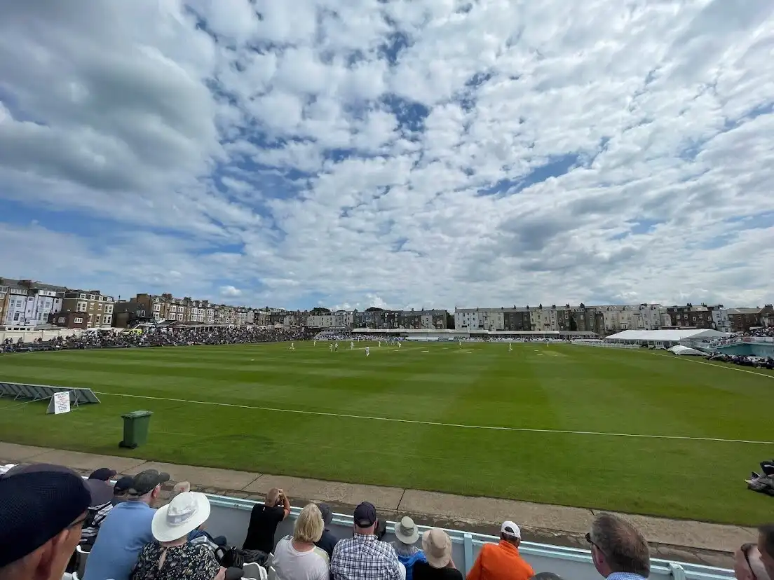 Hotels near Scarborough Cricket Club