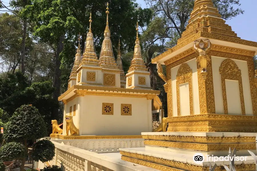 Angkorajaborey Pagoda