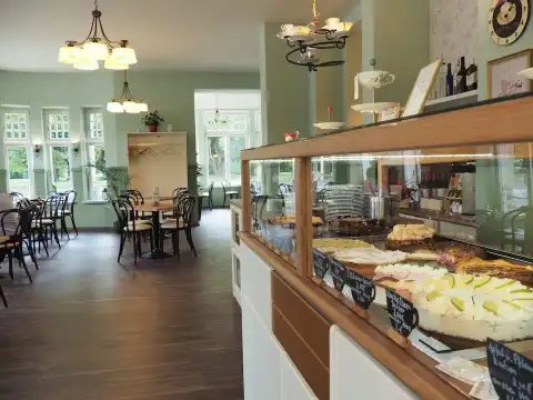 Hotels in der Nähe von Capa-Haus mit Ausstellung "War is over - Robert Capa in Leipzig"