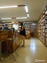 Municipal Library "Sigmund Freud"
