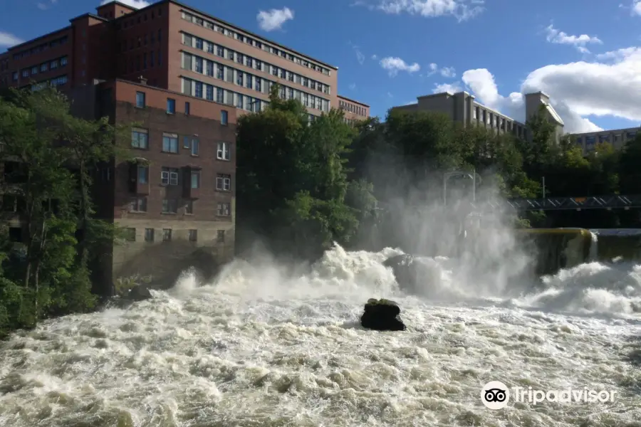 Promenade de la Gorge de la rivière Magog