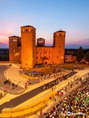 IAT Ufficio Informazioni e Accoglienza Turistica Città di Fossano - Castello degli Acaja