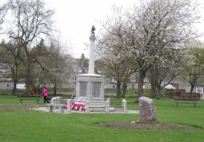 Dalbeattie War Memorial