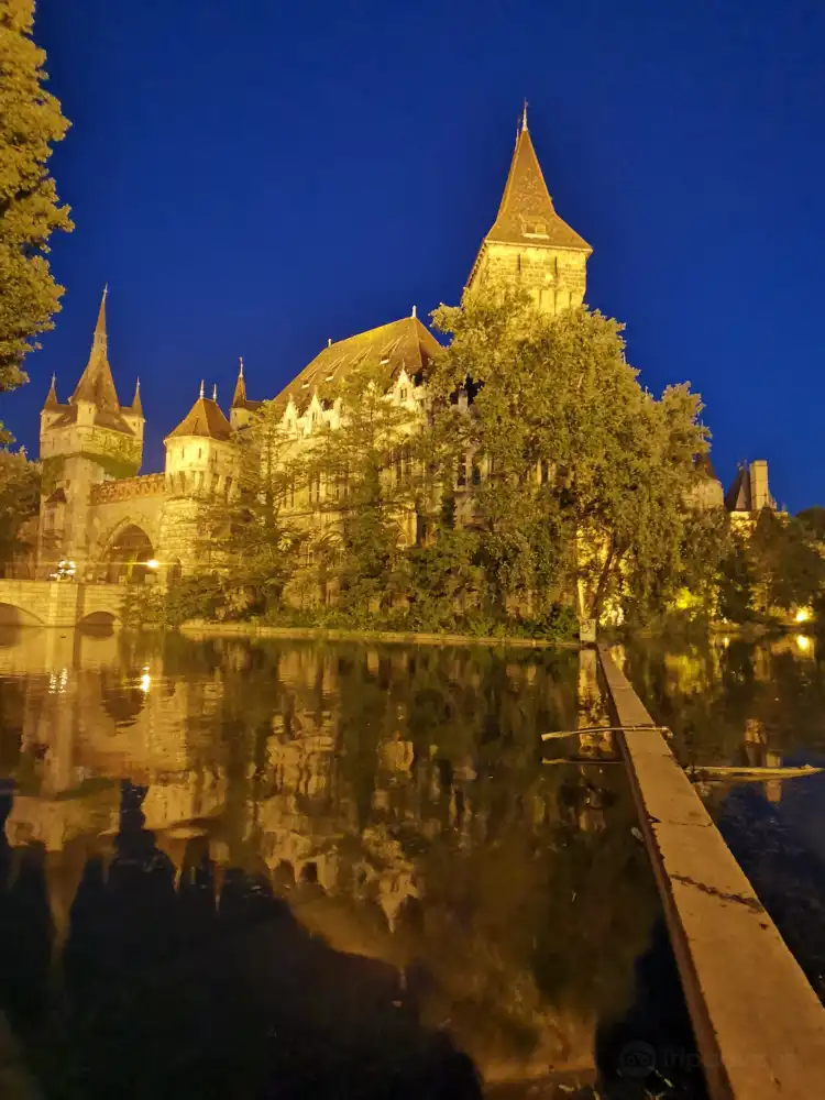 Các khách sạn gần City Park