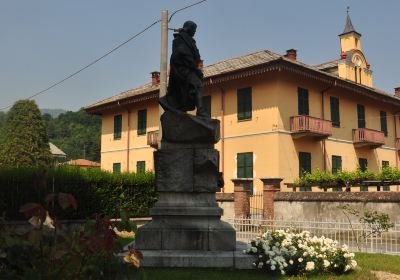 Monumento ad Enrico Arnaud