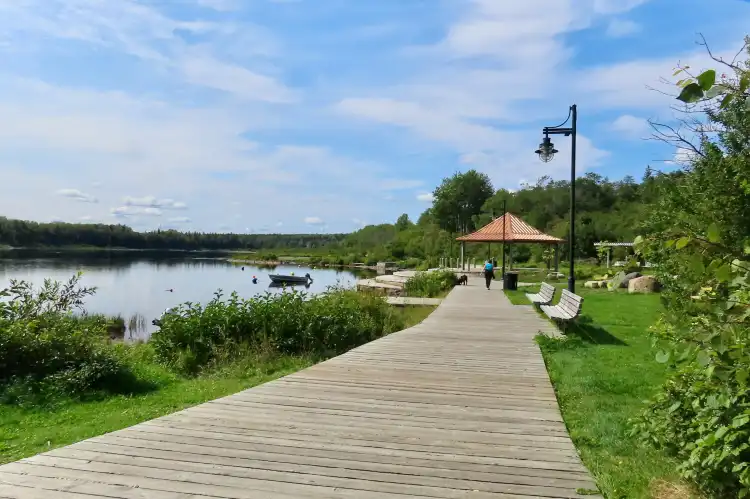 Hotels in Grand Falls