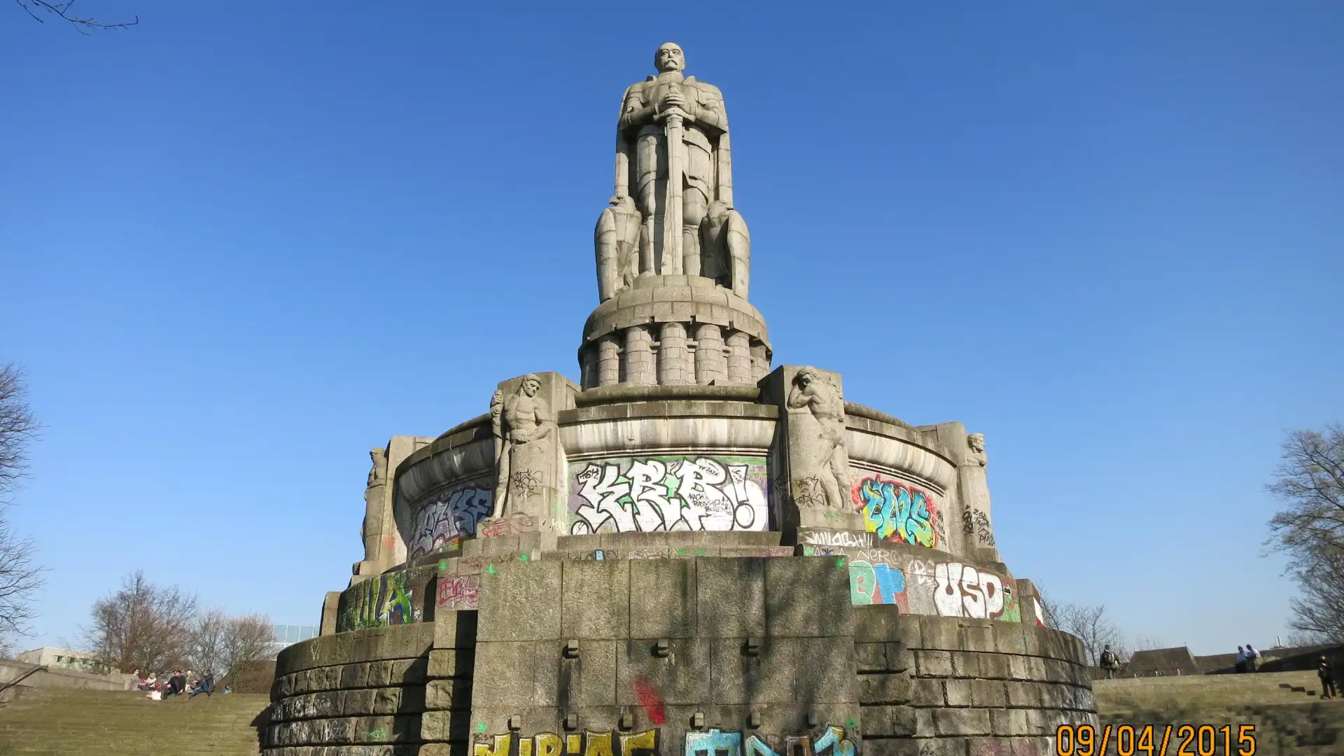 Hotels near Bismarck Monument