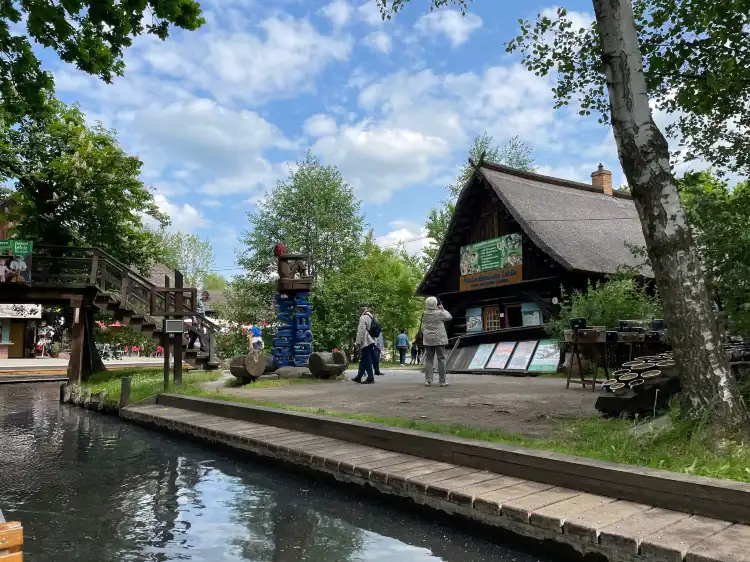 Hotel dekat Spreewelten Bad