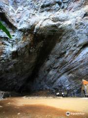 Fa Hien Caves