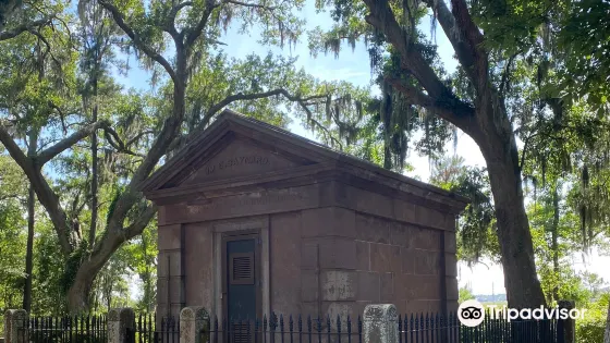 Zion Cemetery and Baynard Mausoleum