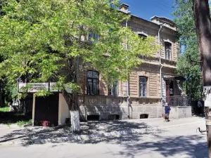 Literaturno-Khudozhestvennyy Muzey