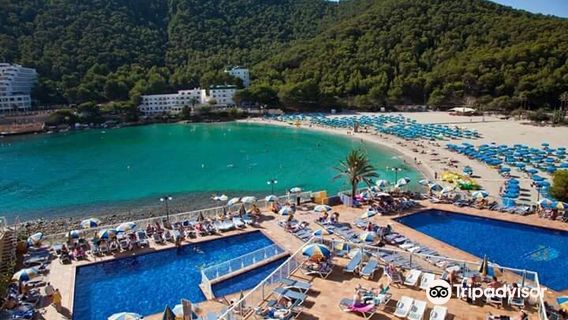 Cala Llonga