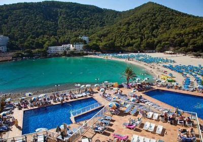 Cala Llonga