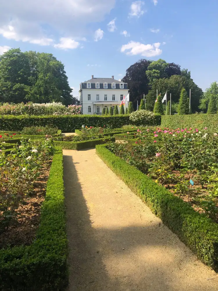 Hotels in der Nähe von Jardin des Roses