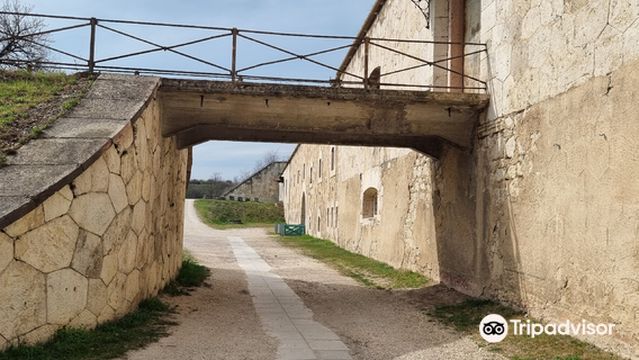 Komáromi erődrendszer - Monostori Erőd