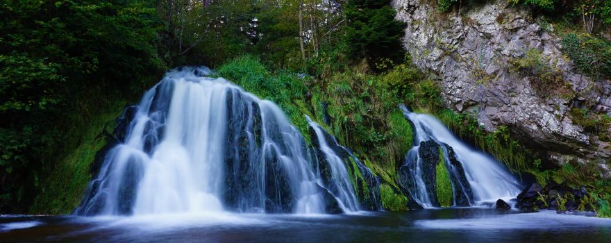 Dess Waterfall