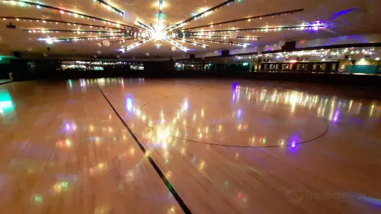 EDGEWOOD SKATE ARENA