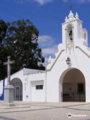 Igreja paroquial de Santa Clara do Louredo