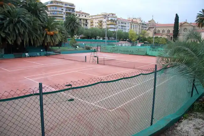 Hotels near Le Tennis Club de Menton