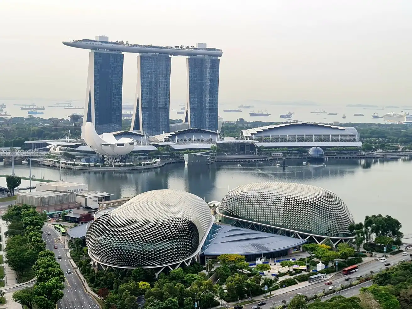Hotels near Marina Bay Waterfront Promenade