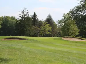 River Forest Country Club