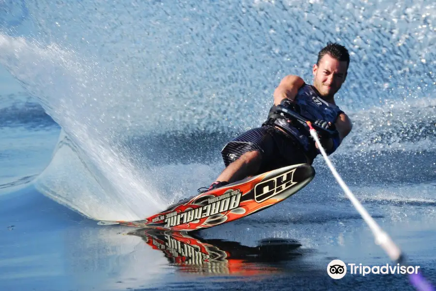 Ski Wake Surf