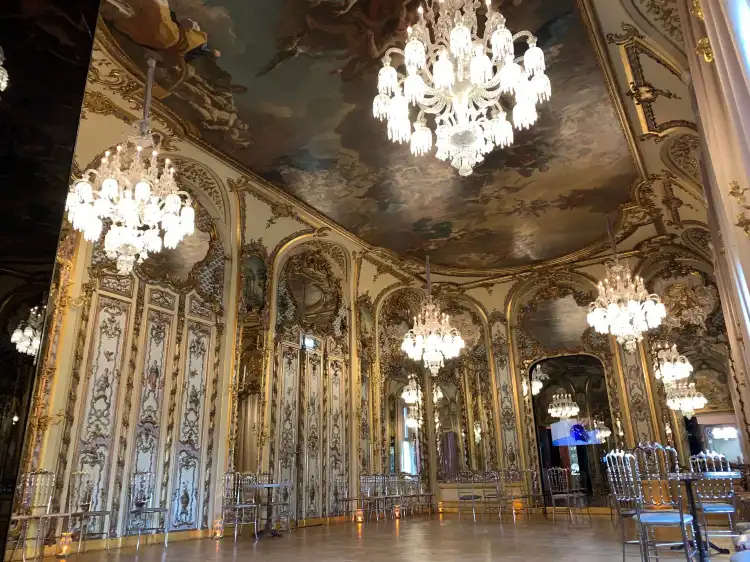 Hotels near BACCARAT PARIS GALERIE-MUSÉE