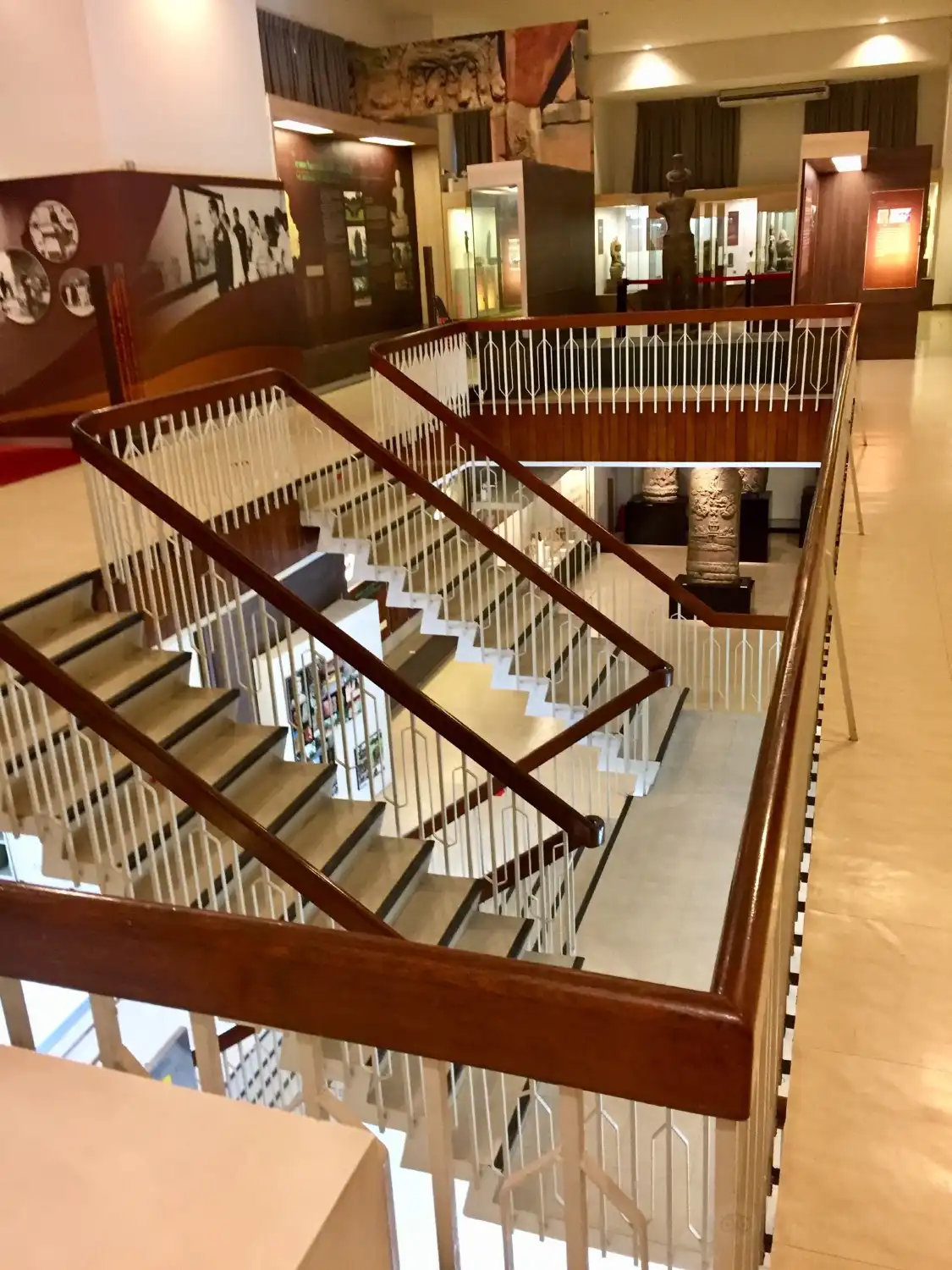 Hotels near Khon Kaen National Museum