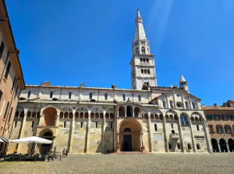 มหาวิหารโมเดนา