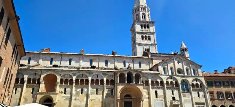 Hotels in Modena