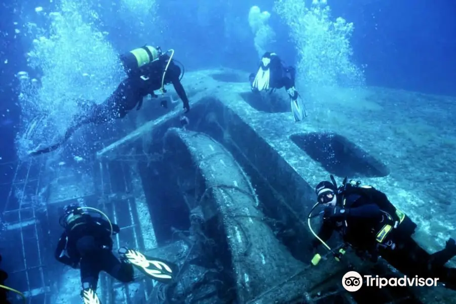 Atlantis Dive Center