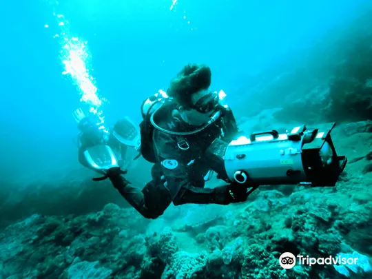 1_Pisces Diving Charter