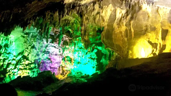 Benxi Shuidong (Water Cave) Scenic Area