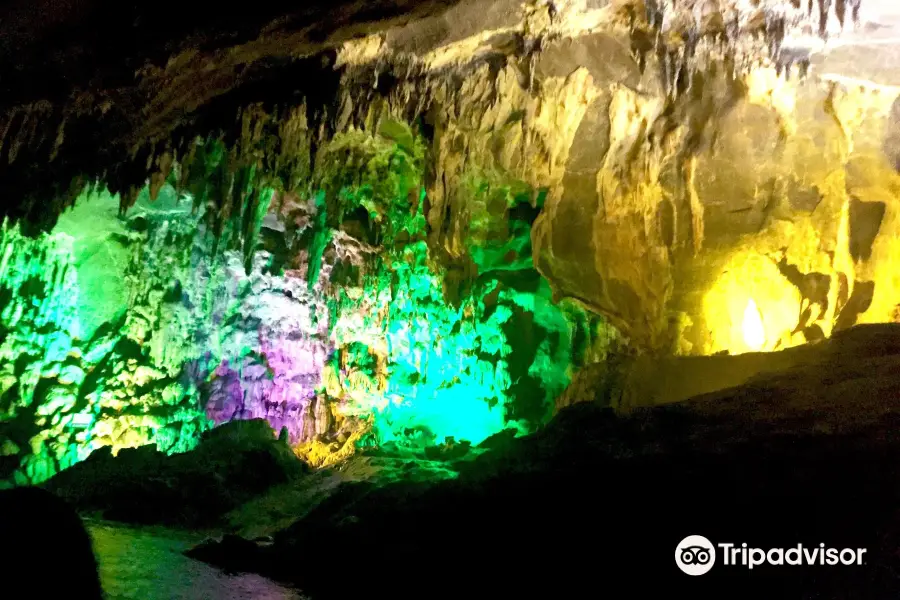 Benxi Shuidong (Water Cave) Scenic Area