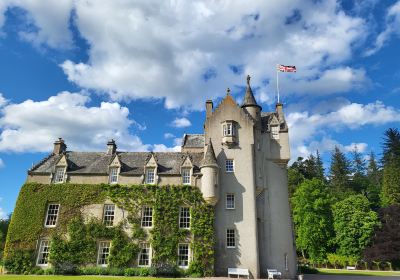 Ballindalloch Castle