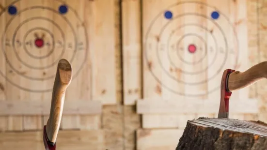 Tomahawks Axe Throwing- Lincoln