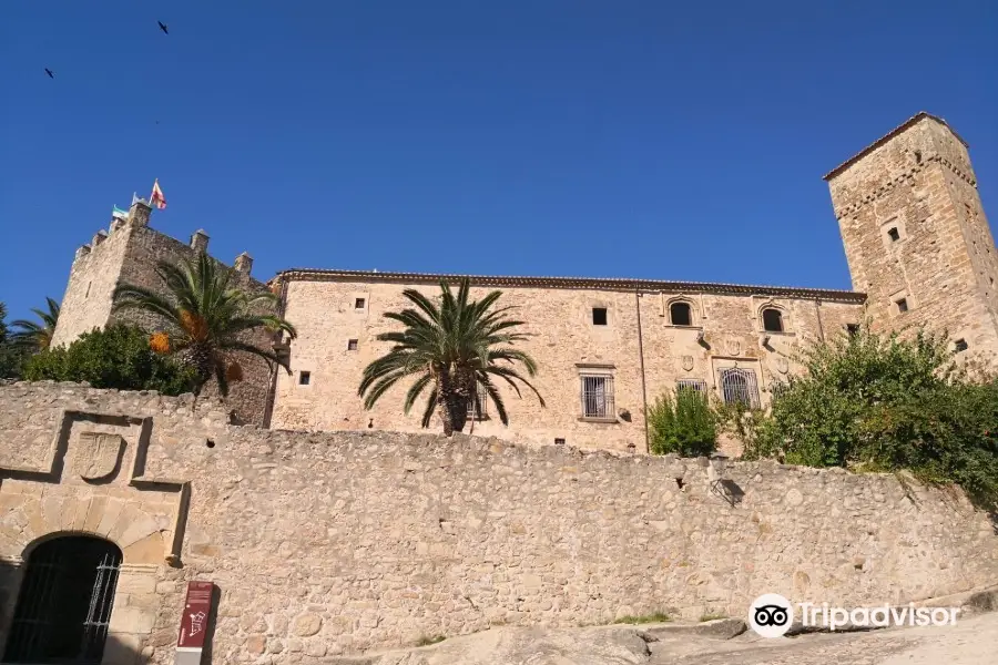 Casa-Fuerte de Luis de Chaves 'el Viejo'