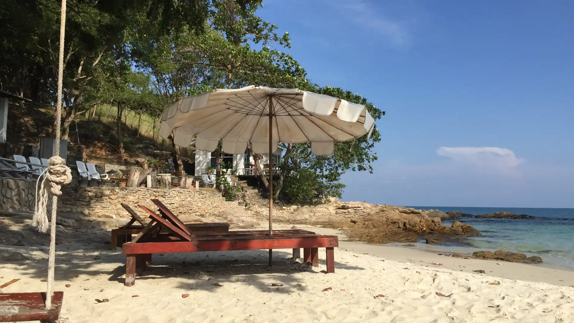 Hotels near Ao Thian